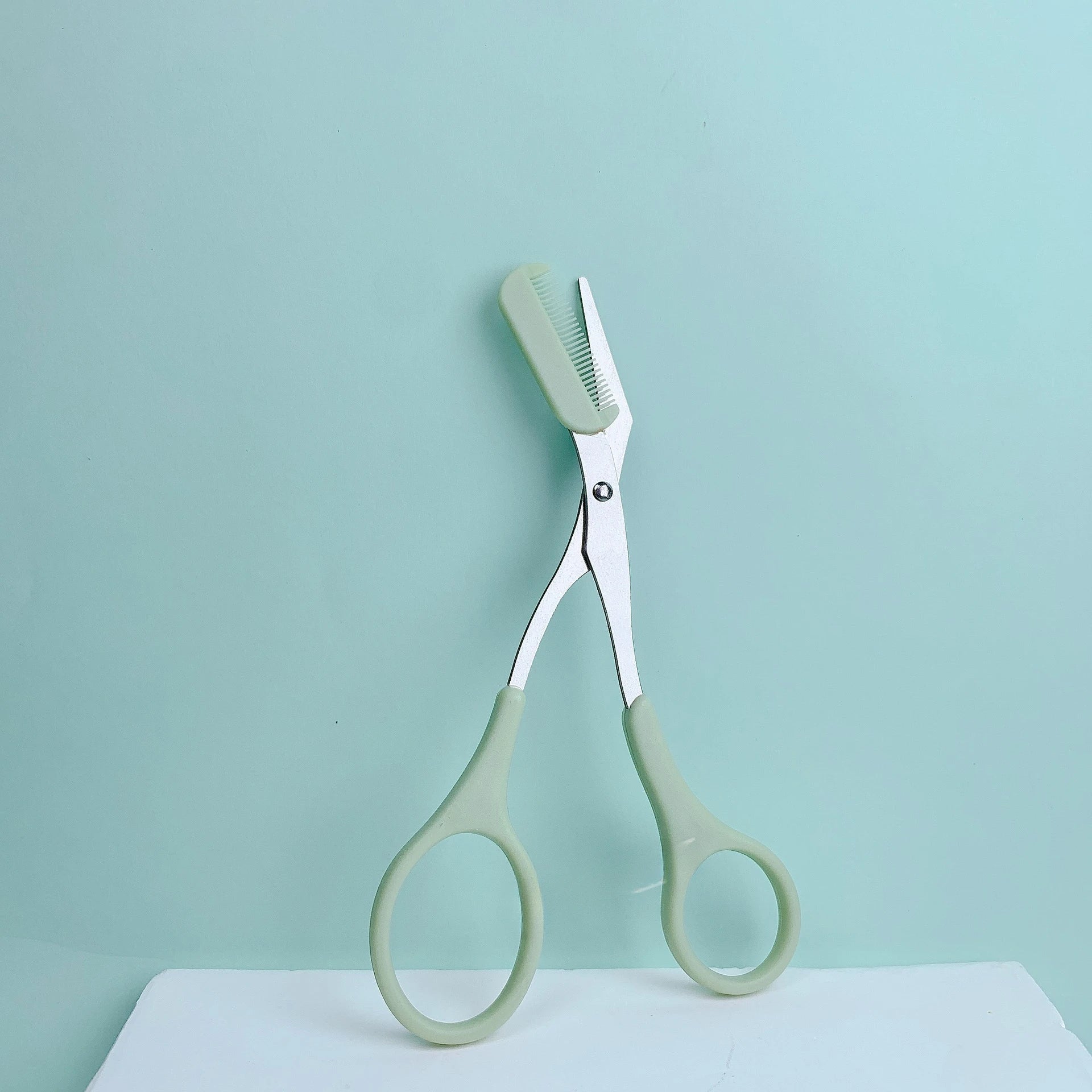 Eyebrow Trimming Scissors with Comb